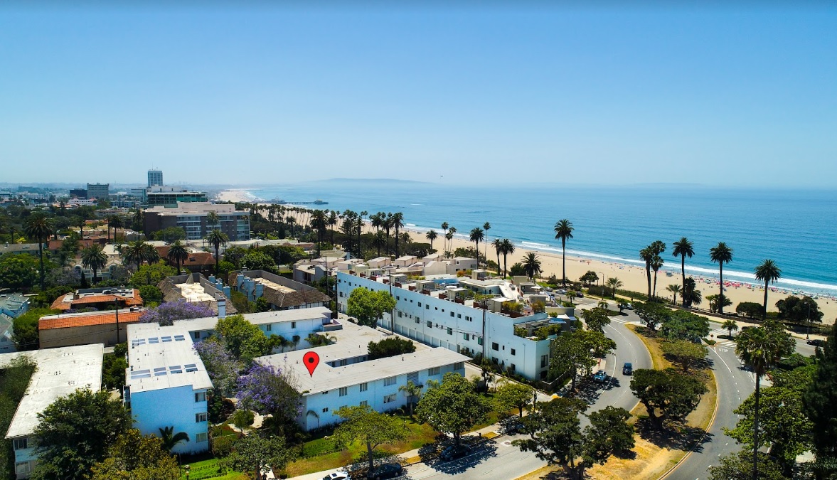 One bedroom and 2 min walk from the panoramic ocean views — 142 A San Vicente Blvd, Santa Monica, 90402 — 1 bed, 1 bath, 670 sqft — for lease